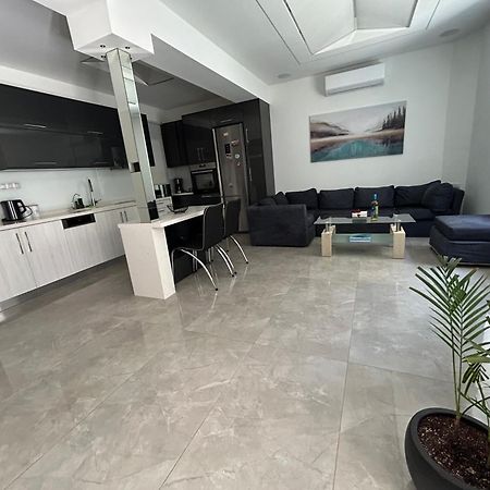 Villa Ivory Style Maisonette Near Downtown à Héraklion Extérieur photo